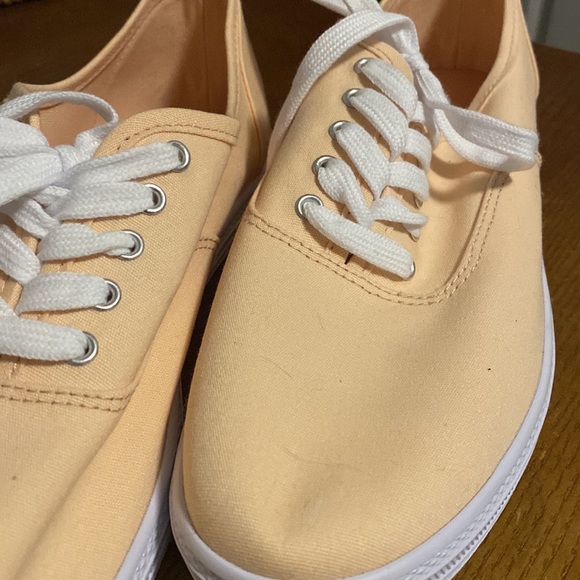 Universal Thread Shoe - Picture 4 of 6